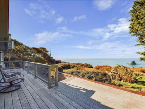 NEW! Oceanfront Trinidad Vacation Rental Sleeps up to 16